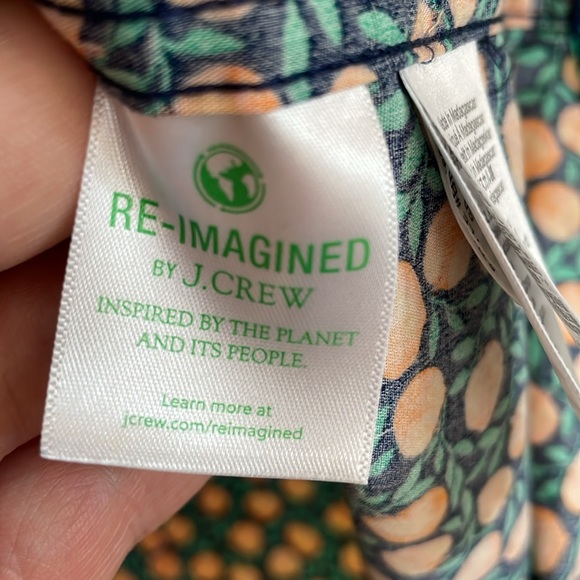 Mens J.Crew Outlet short sleeve button up shirt, w/chest pocket. Peach Print XL - Picture 6 of 7